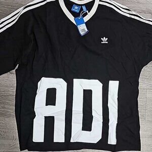 Adidas Tshirt
